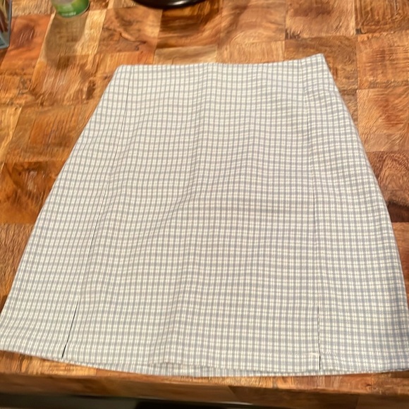 Cute blue/gray plaid girls skirt! - Picture 1 of 4